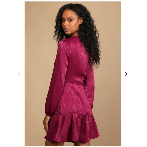 NWT Lulus So Splendid Magenta Purple Satin Long Sleeve Wrap Dress Mini Ruffle S - Picture 6 of 9